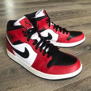 Air Jordan 1 Mid